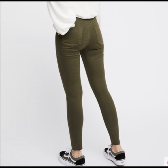 FREE PEOPLE Easy Goes It Denim Legging - Picture 2 of 7